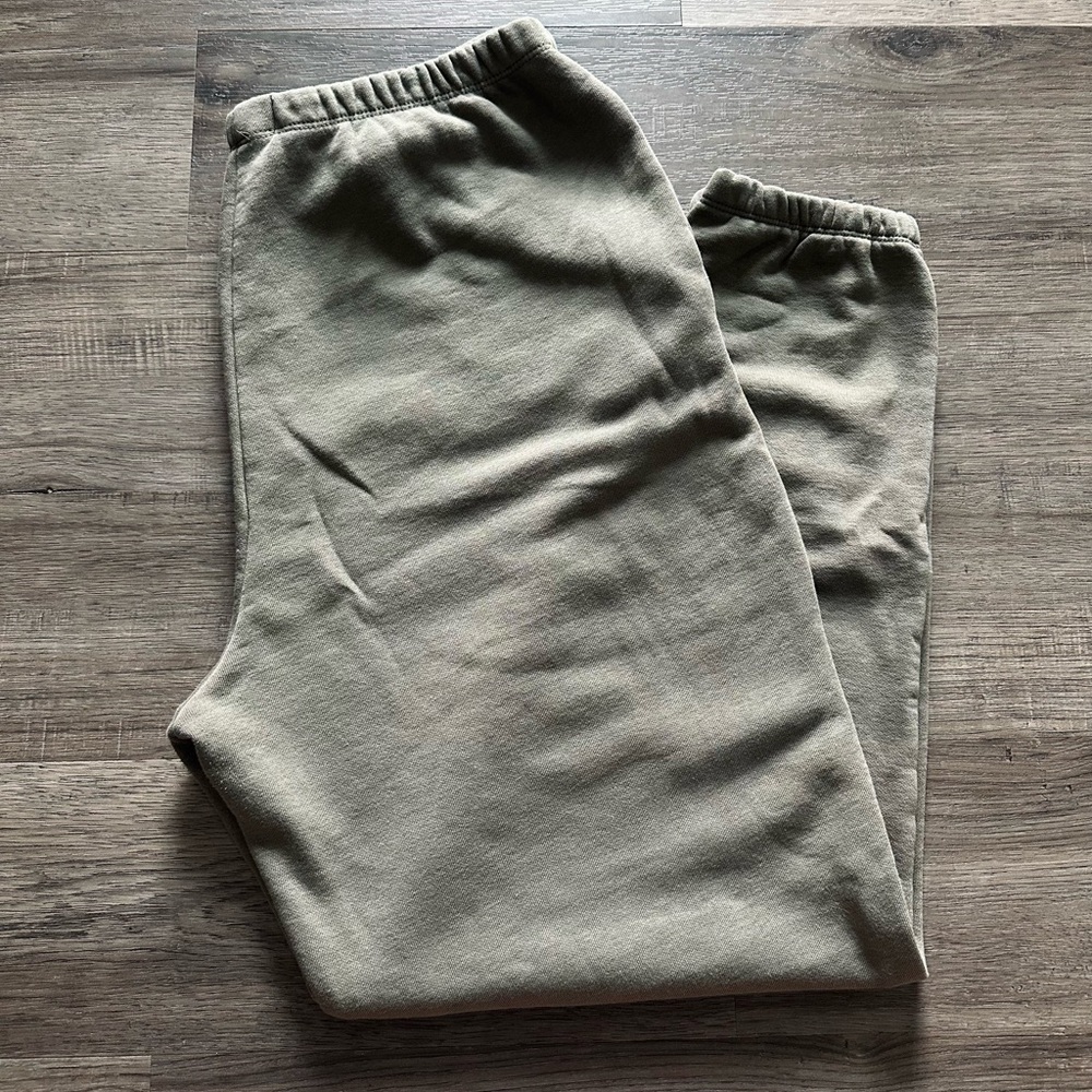 Nuuds - Sweatpants - Olive Green
